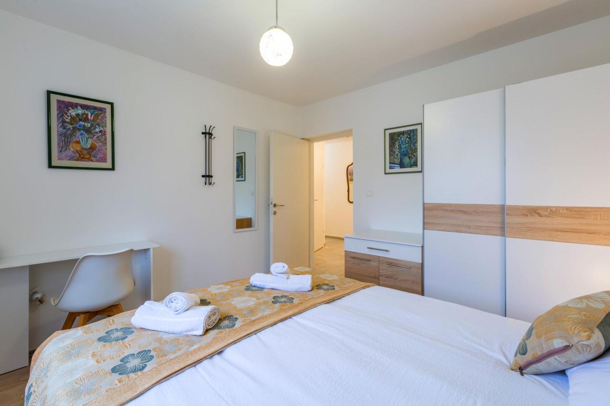 Ferienwohnung App Letta Sunset Pula Exterior foto