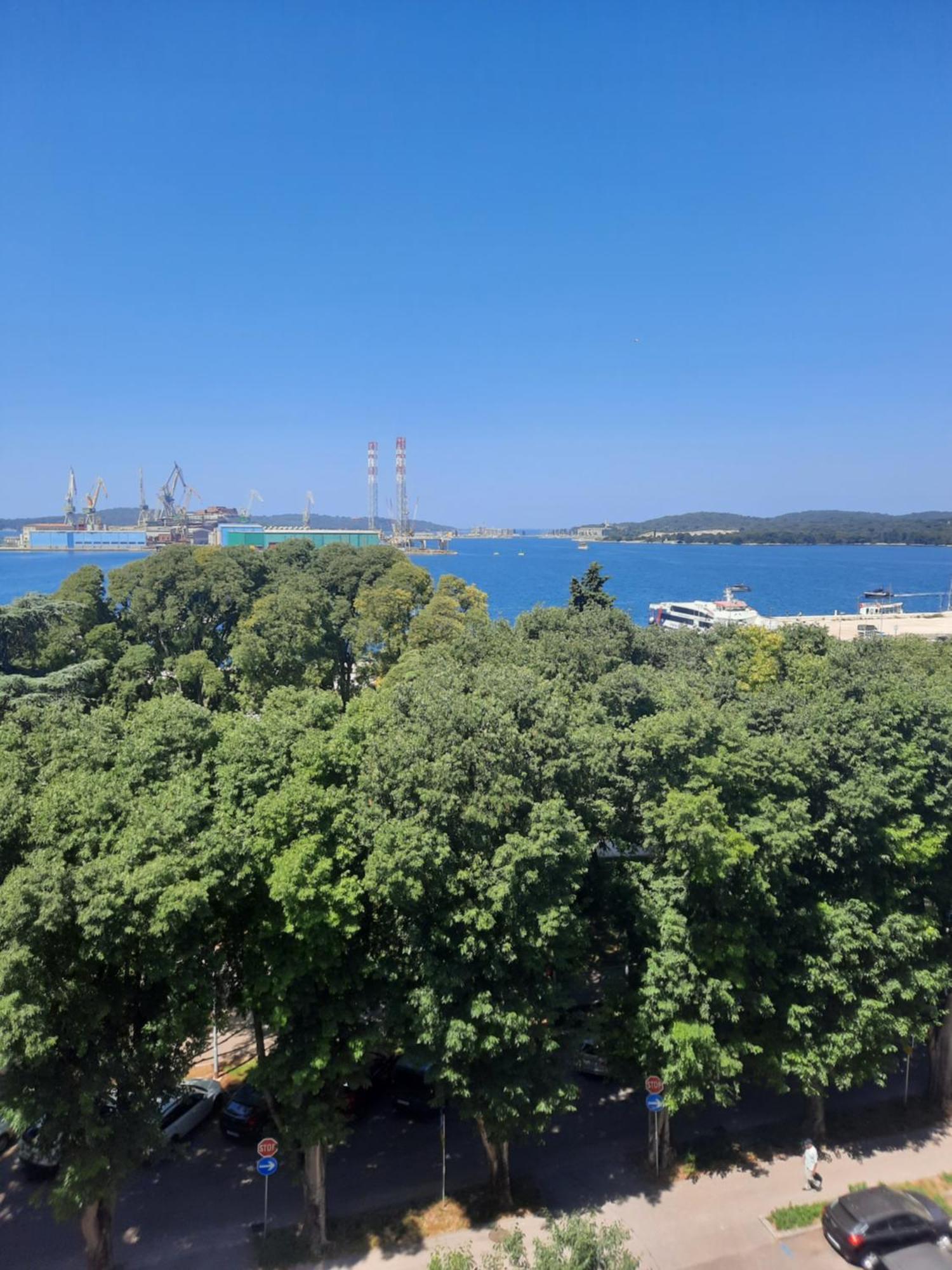 Ferienwohnung App Letta Sunset Pula Exterior foto